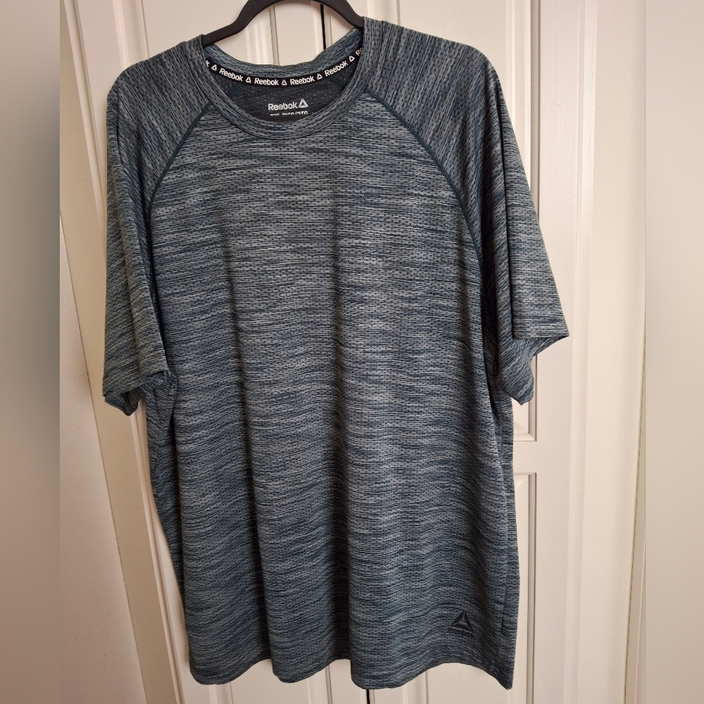 Reebok Men's Blue Athletic Shirt